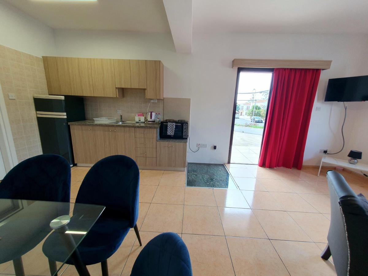 Valentina Apartments Paphos 外观 照片