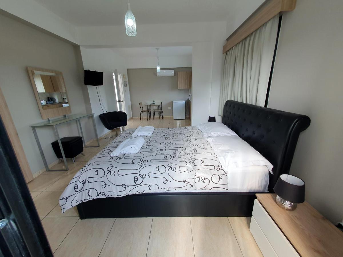 Valentina Apartments Paphos 外观 照片